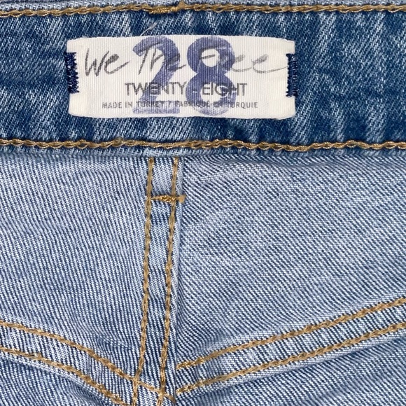 Free People We The Free High Rise Lightly Distressed Jeans Size 28 - Picture 4 of 5